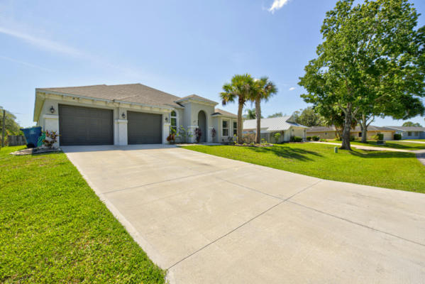1385 LECH AVE NW, PALM BAY, FL 32907, photo 4 of 38
