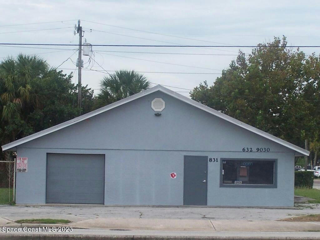 831 W KING ST, COCOA, FL 32922, photo 1 of 8