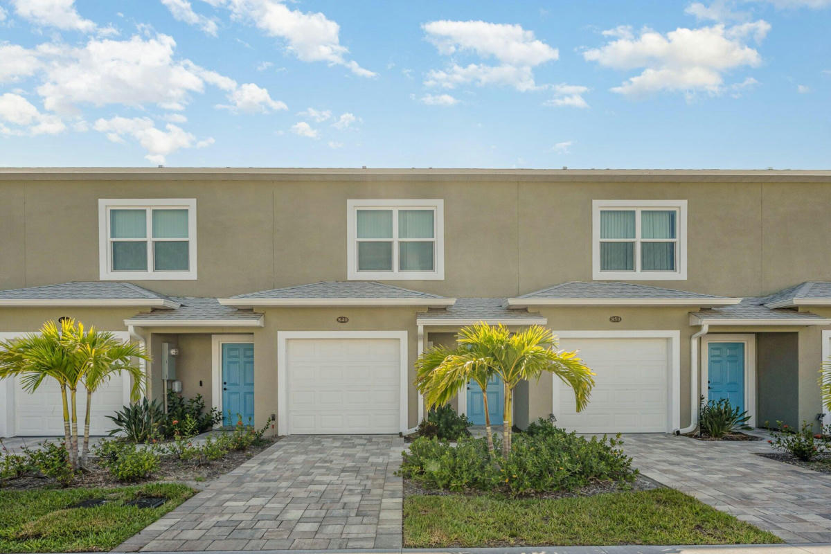 840 PADDLEBOARD CT, MELBOURNE, FL 32935, photo 1 of 24